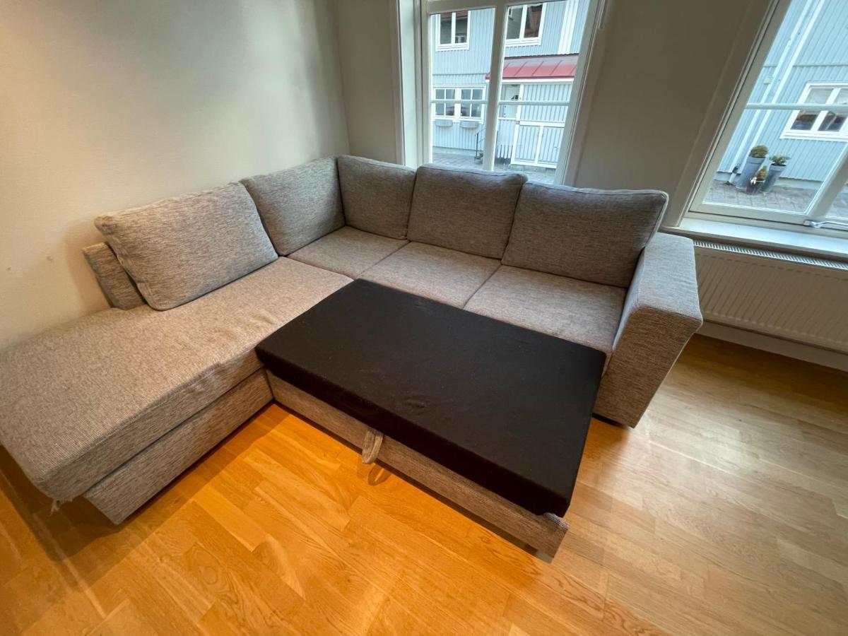 Fint, Gratis Parkering, Med 20 Min Till Goeteborg C Kungälv Exterior foto