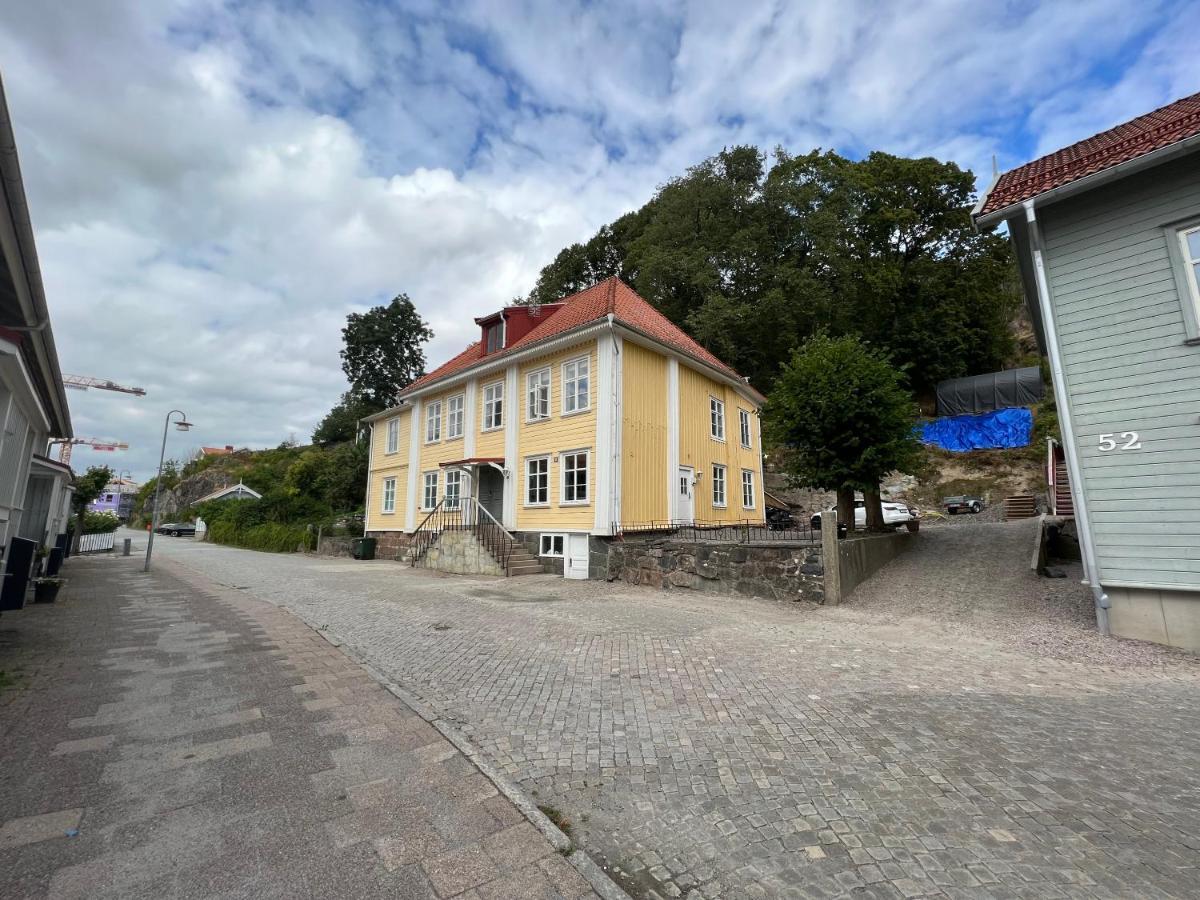 Fint, Gratis Parkering, Med 20 Min Till Goeteborg C Kungälv Exterior foto