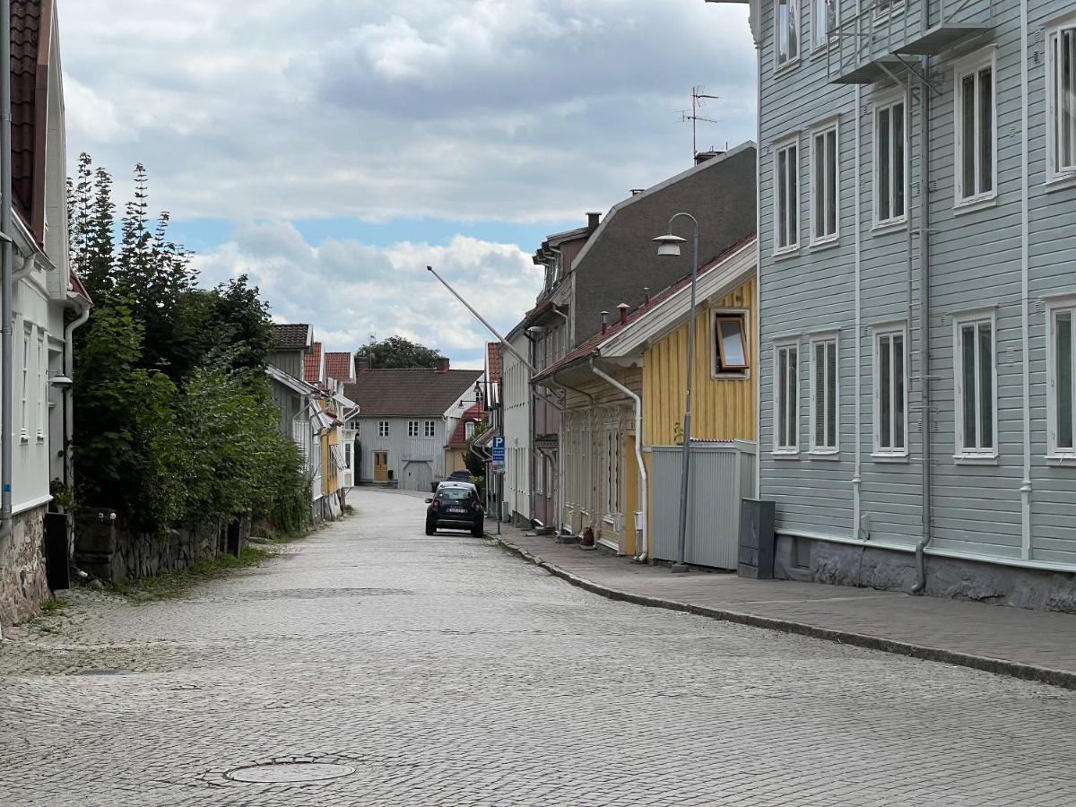 Fint, Gratis Parkering, Med 20 Min Till Goeteborg C Kungälv Exterior foto